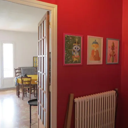 Le Portail Rouge Saint-Martin-dʼHères