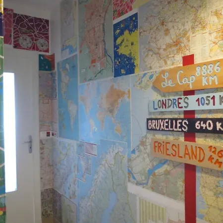 Le Portail Rouge Bed & Breakfast 3*